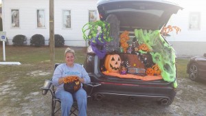 2016-trunk-or-treat-17