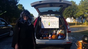 2016-trunk-or-treat-16